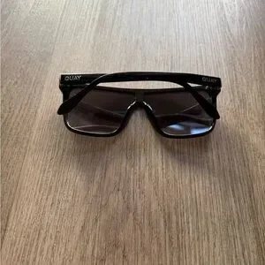 Quay Australia | Accessories | Quay Australia Nightfall  display picture 1